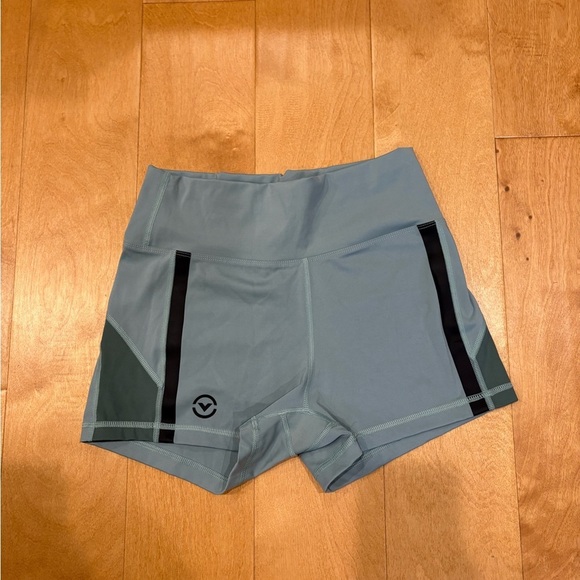Virus multiverse tech athletic shorts seafoam green sz XS - Picture 4 of 7